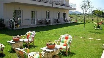 Dafnes Rooms Φούρκα