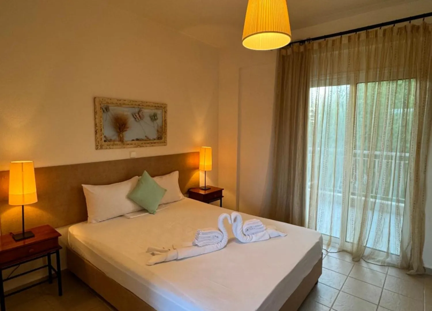 Dafnes Rooms Fourka 3*,