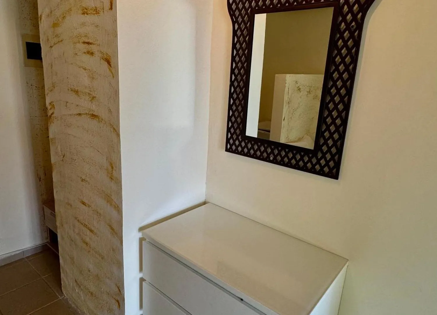 Dafnes Rooms Fourka Guest house