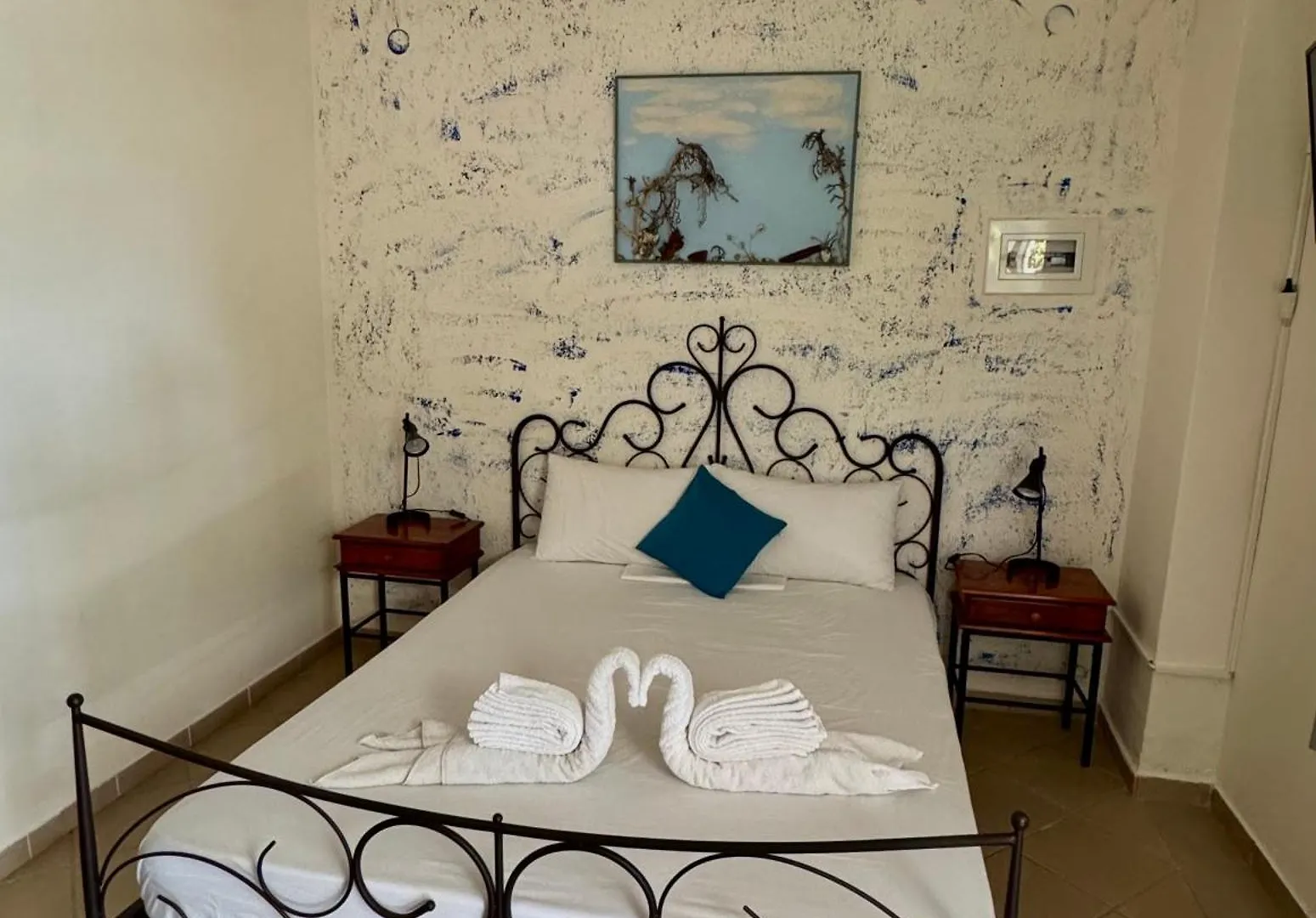 Dafnes Rooms Fourka