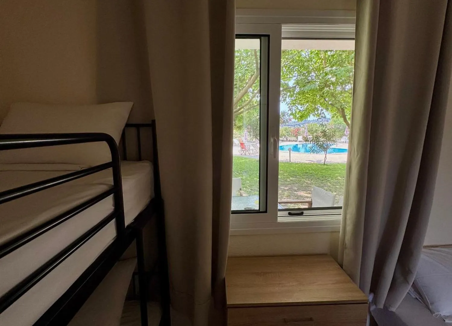 Dafnes Rooms Fourka Greece